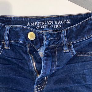 American Eagle Hi-Rise Shortie, size 4